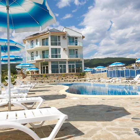 Nushev Hotel Sveti Vlas Dış mekan fotoğraf