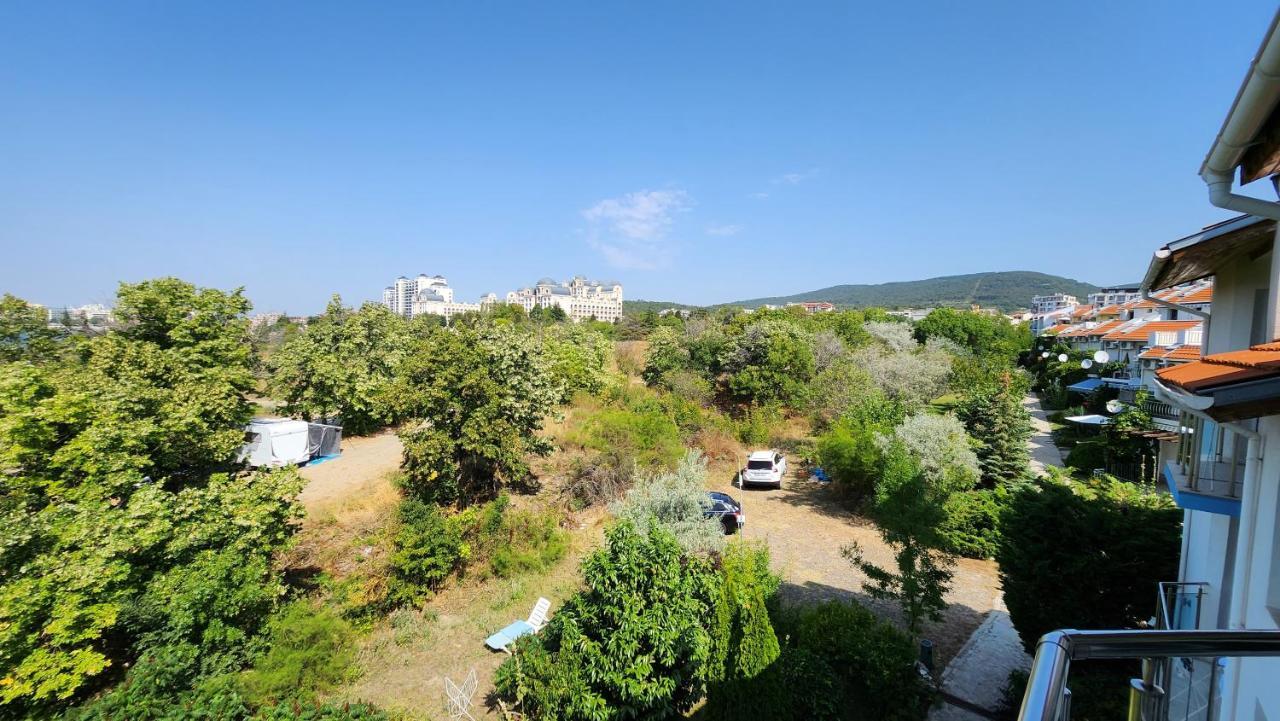 Nushev Hotel Sveti Vlas Dış mekan fotoğraf